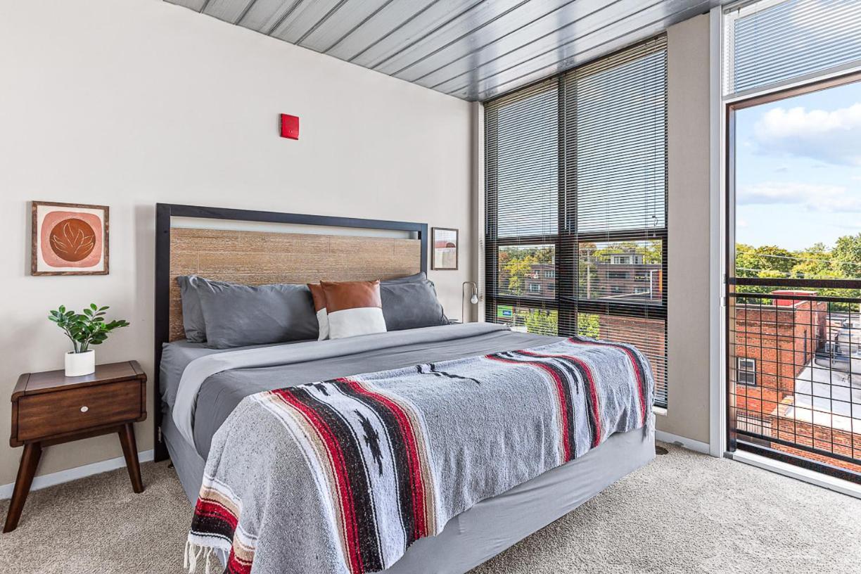 Spacious 2 King Bed Downtown Central To It All Ann Arbor Bagian luar foto